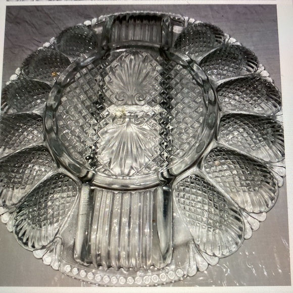 LE Smith glass egg tray - Picture 3 of 3